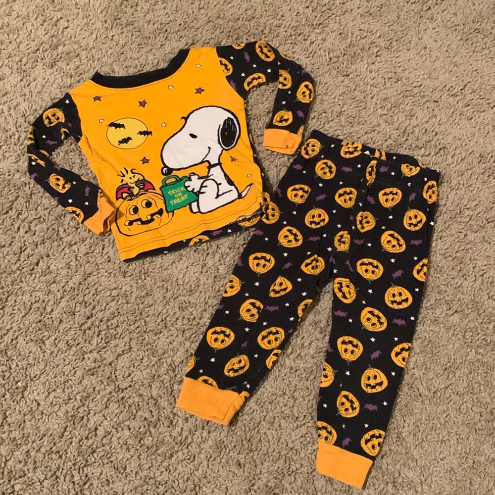 Toddler Snoopy Halloween Pajamas size 2t
